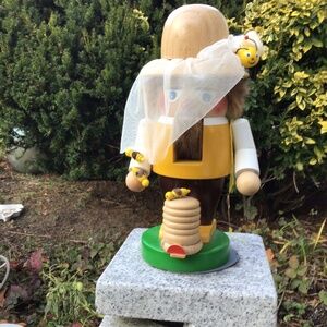 Vintage steinbach beekeeper nutcracker